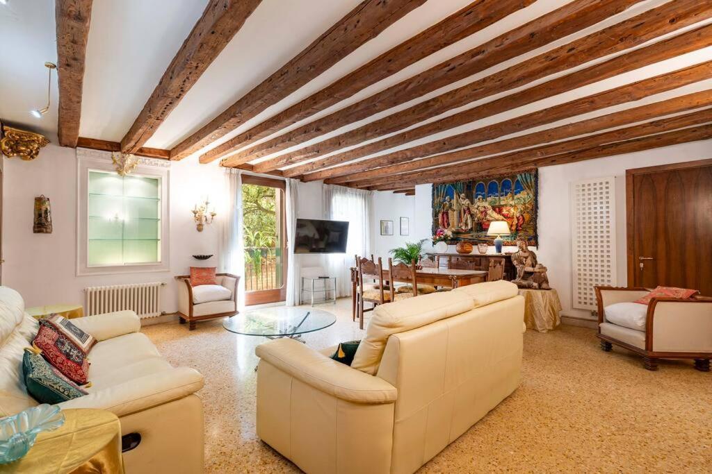 Ca' Mandorla 027042loc09523 Appartement Venetië