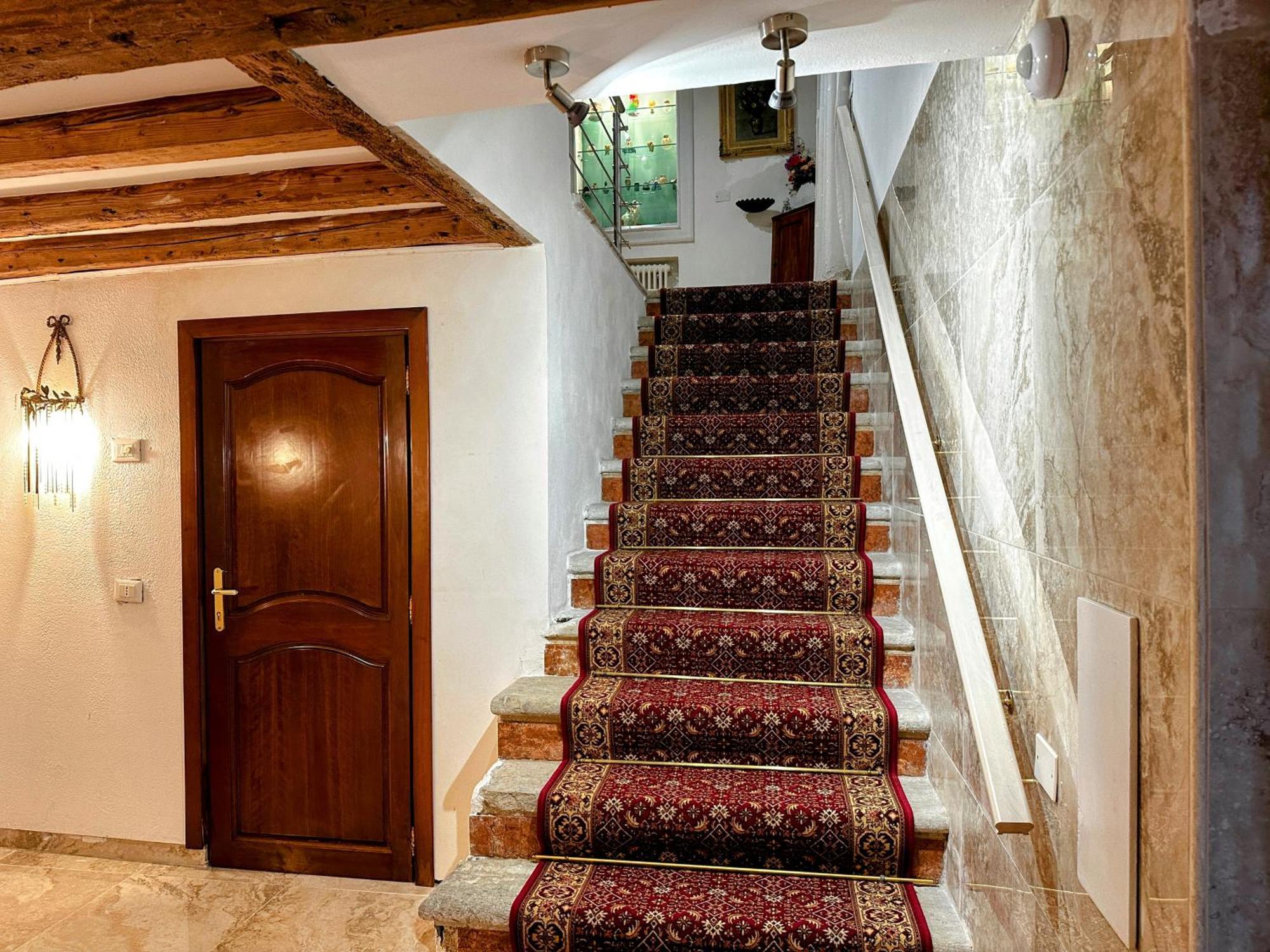 Ca' Mandorla 027042loc09523 Appartement